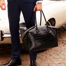 London Travel Bag in Deep Shine Black Soft Croc