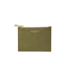 Small Essential Flat Pouch in Olive Pebble