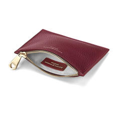Small Essential Flat Pouch in Bordeaux Pebble
