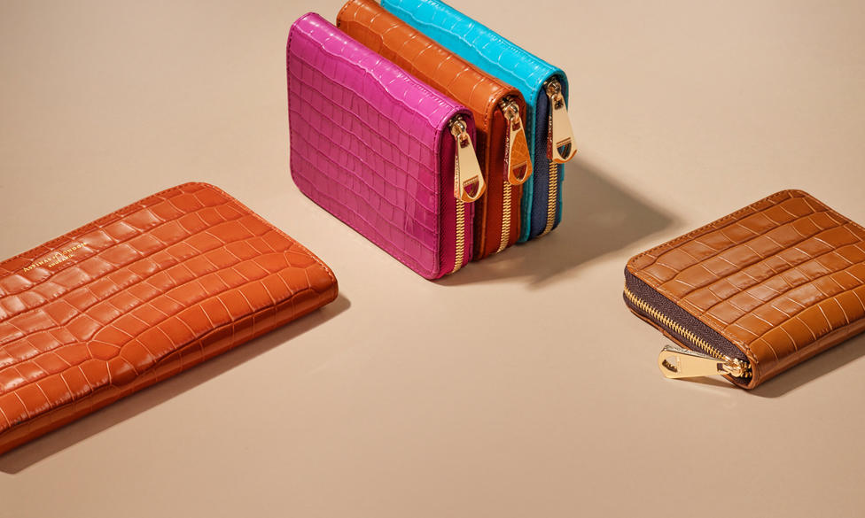 purses and wallets